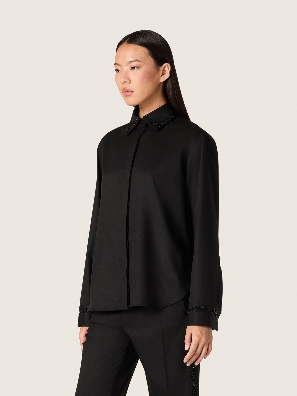 Women's shirt in black wool twill with floral embroidery in glass beads - Golden Goose Women