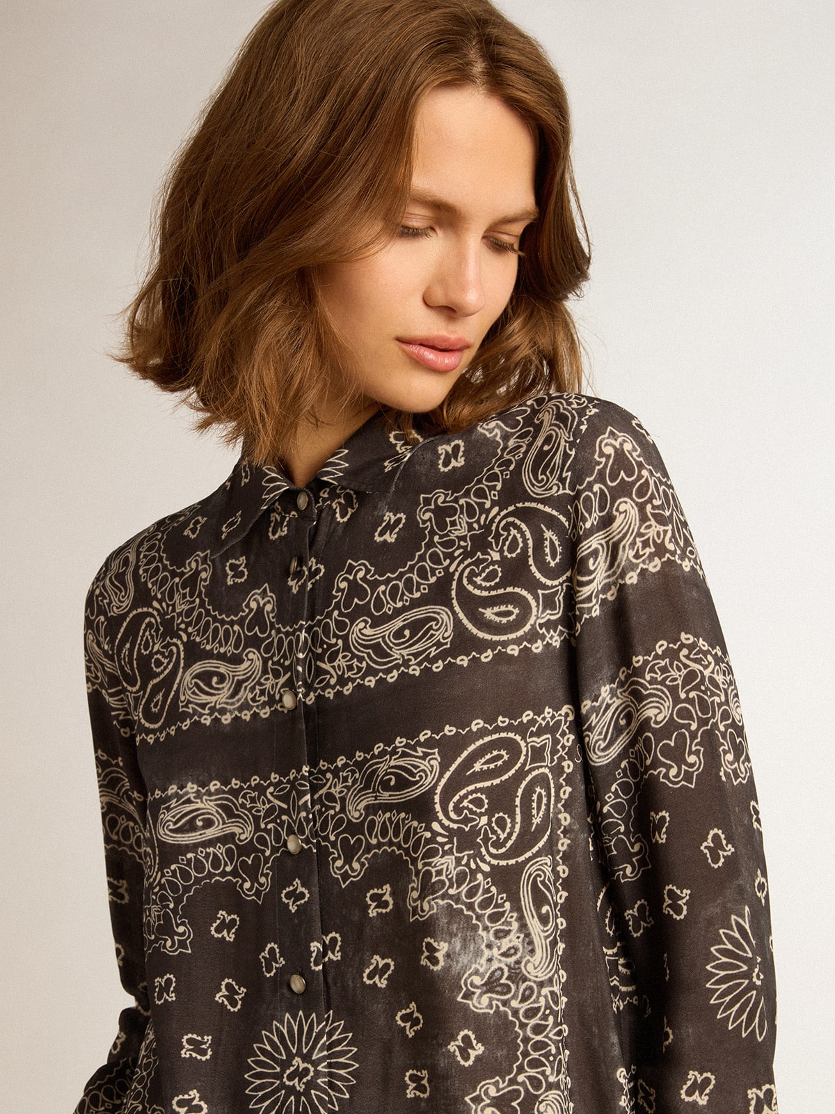 Pajama shirt in anthracite gray with paisley print - Golden Goose Women
