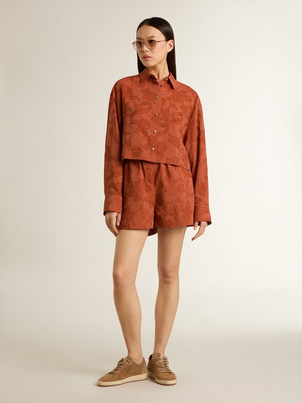 Women's shorts in brick-red jacquard with marine floral pattern - Golden Goose Women