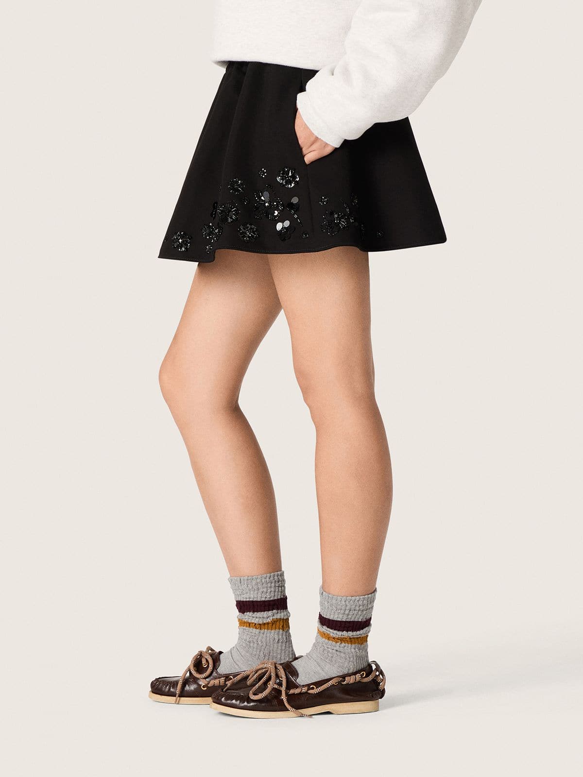 Women’s miniskirt in black cotton twill with floral sequin embroidery - Golden Goose Women