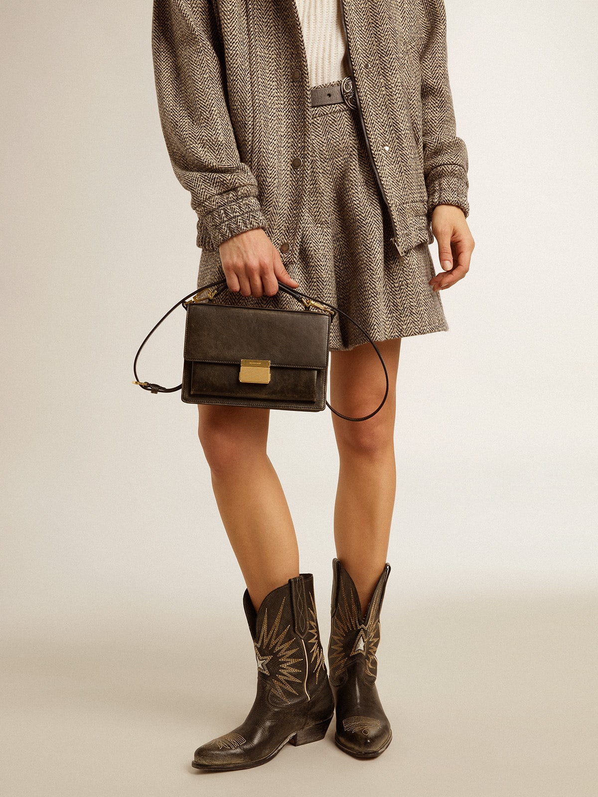 Venezia Bag in black distressed leather with gold details - Golden Goose Women