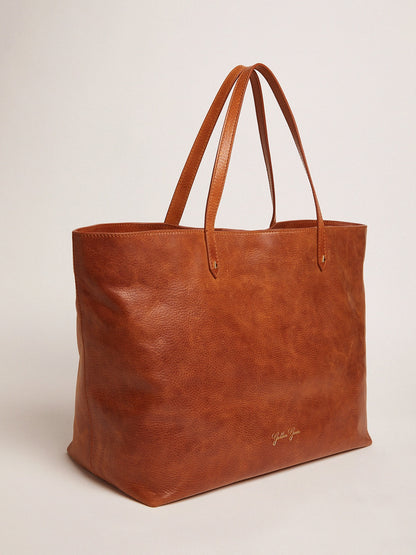 Pasadena Bag in tan-colored glossy hammered leather with gold logo on the front - Golden Goose Women