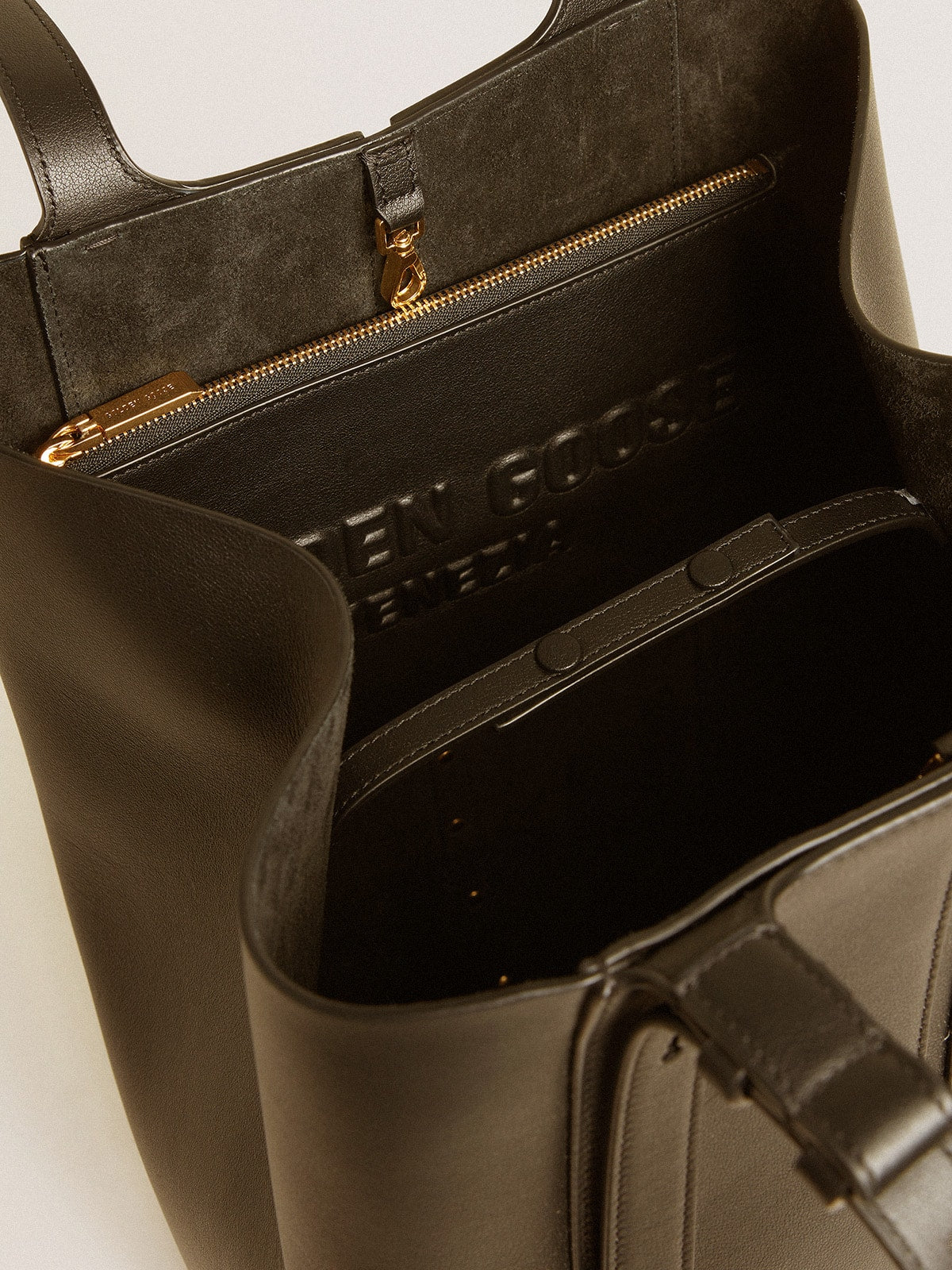 Pouch in black leather with raised logo - Golden Goose Women