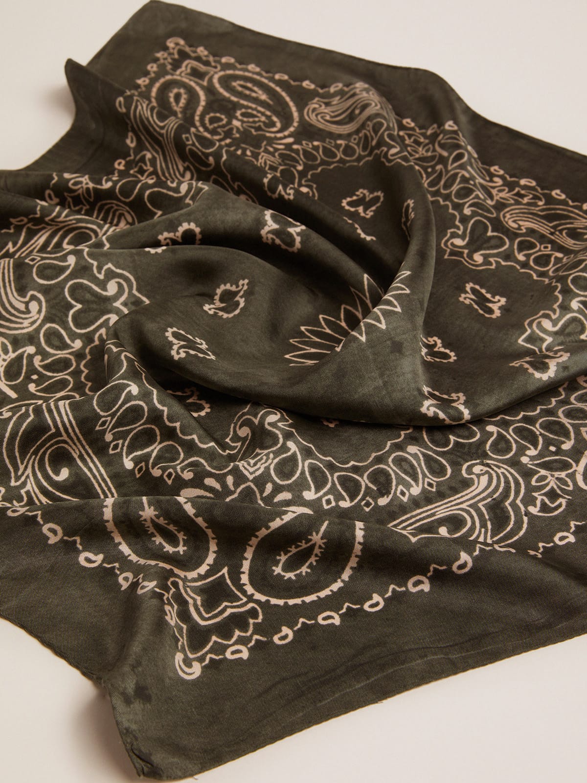 Moss-green scarf with paisley pattern - Golden Goose Women|Men