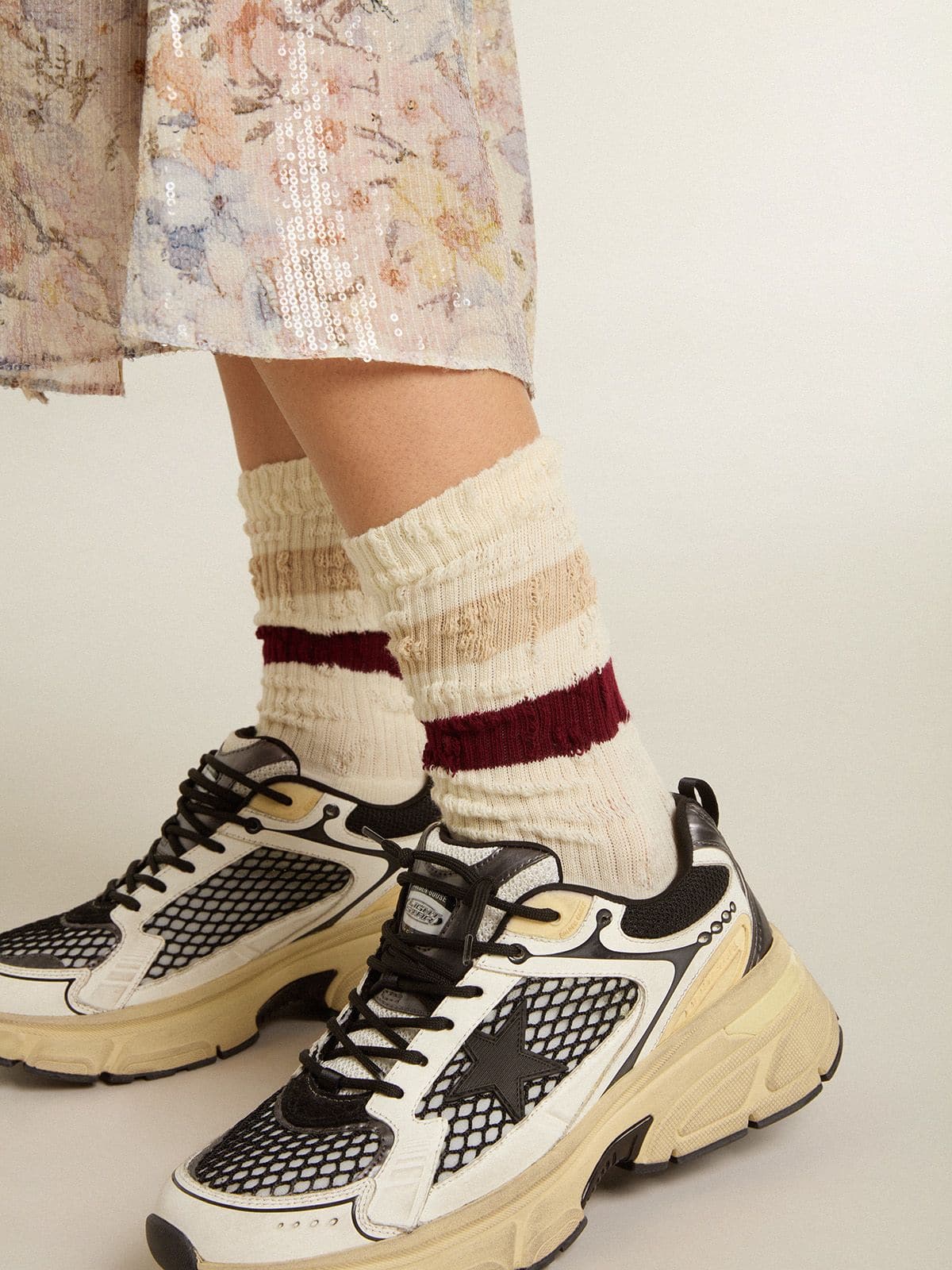 Worn-white socks with distressed details and beige and burgundy stripes - Golden Goose Women|Men