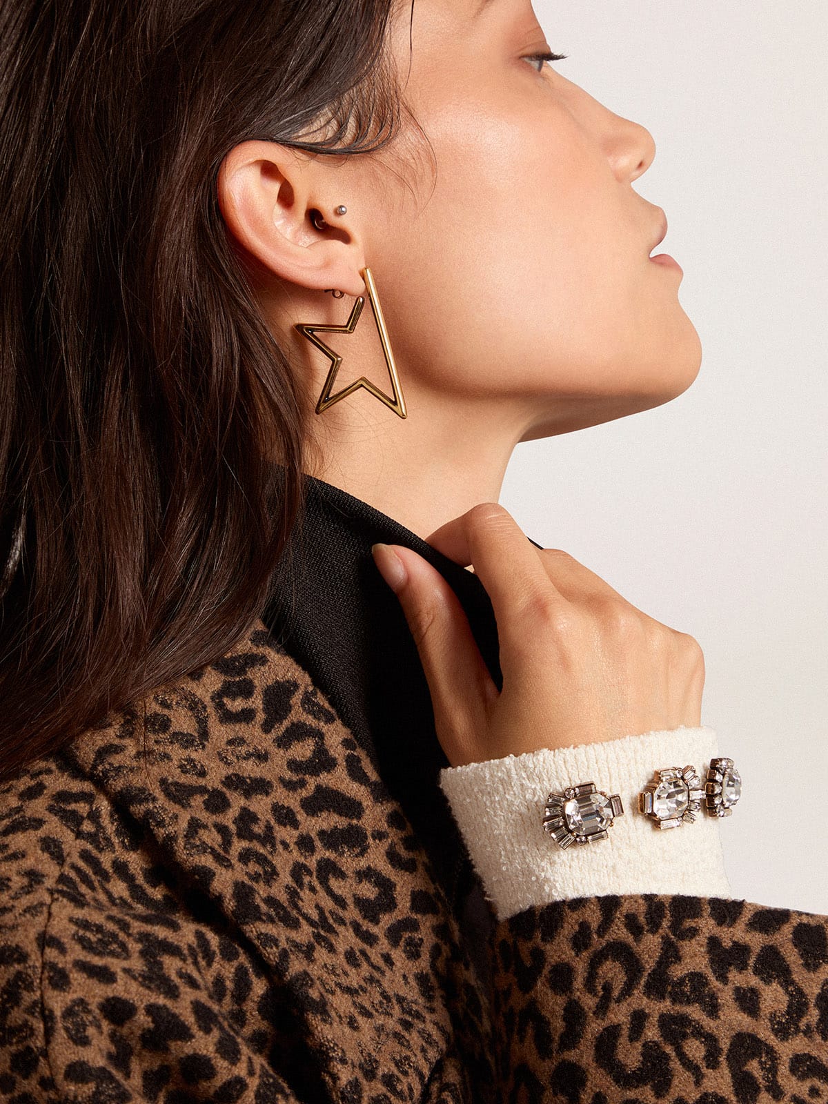 Women's Star antique gold color pendant earrings - Golden Goose Women