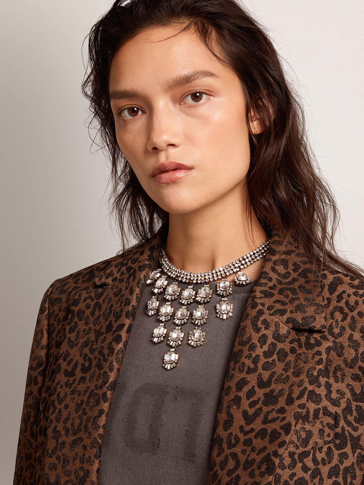 Women's necklace in antique gold color with drop crystals - Golden Goose Women