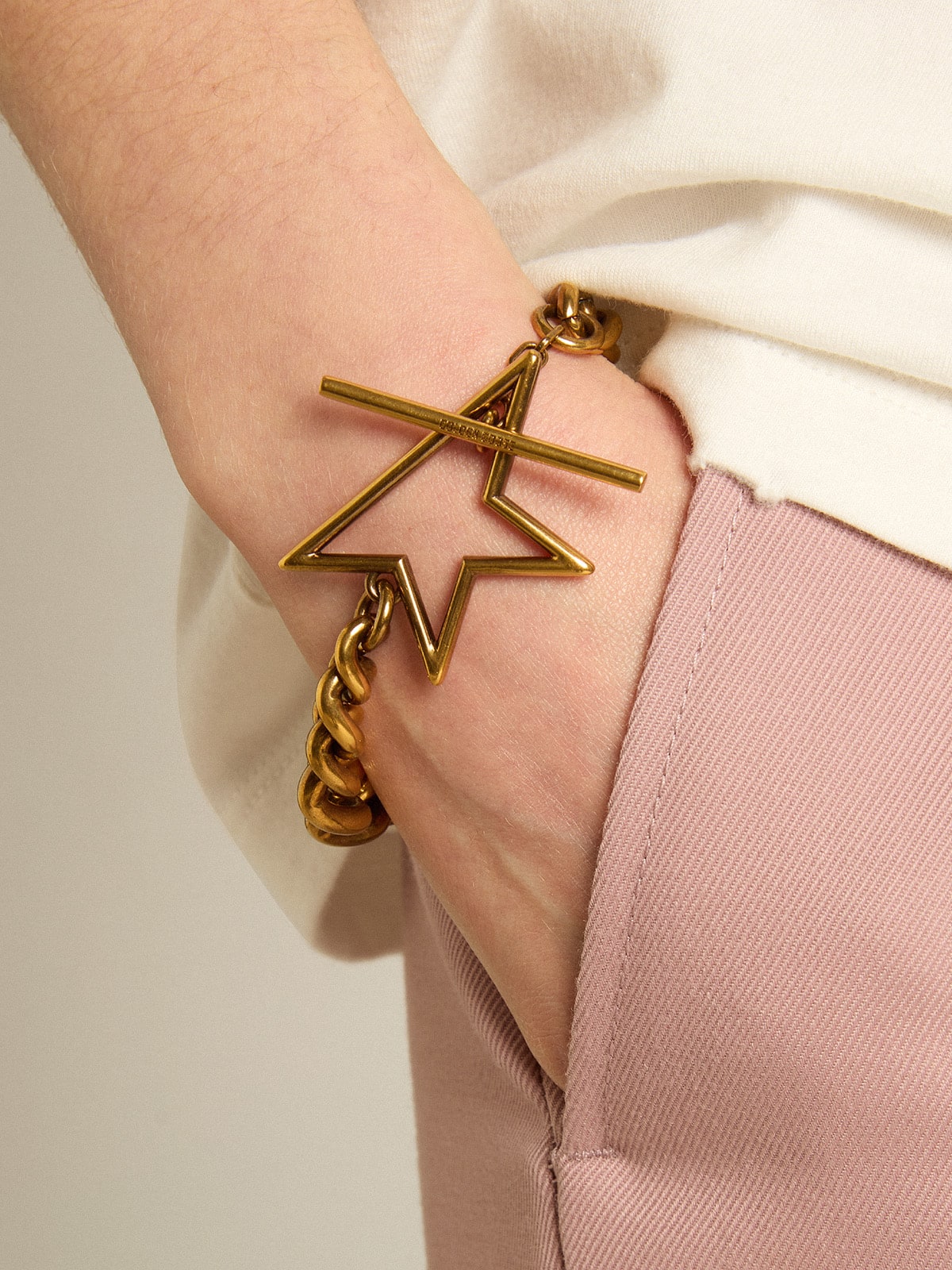 Bracelet in antique gold decreasing chain with star-shaped clasp - Golden Goose Women