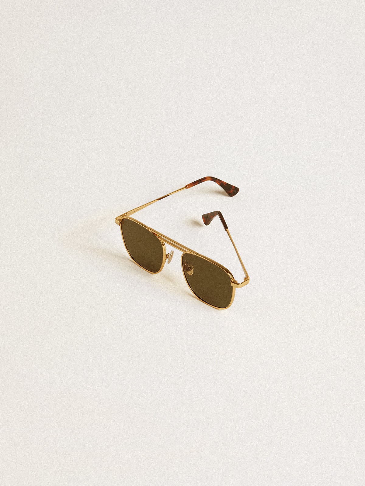 Aviator style sunglasses with gold frame and green lenses - Golden Goose Women|Men