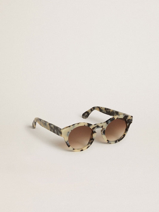 Cameron-style sunglasses with a tortoiseshell pattern - Golden Goose Women|Men