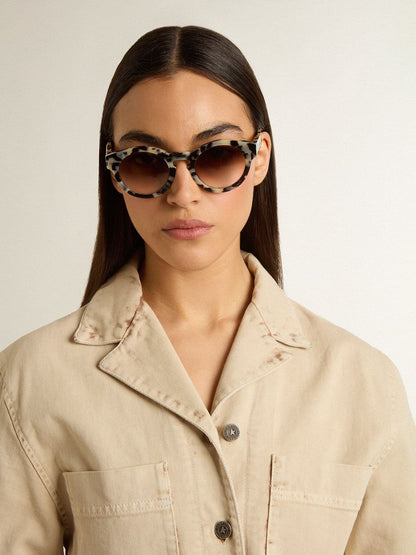 Cameron-style sunglasses with a tortoiseshell pattern - Golden Goose Women|Men