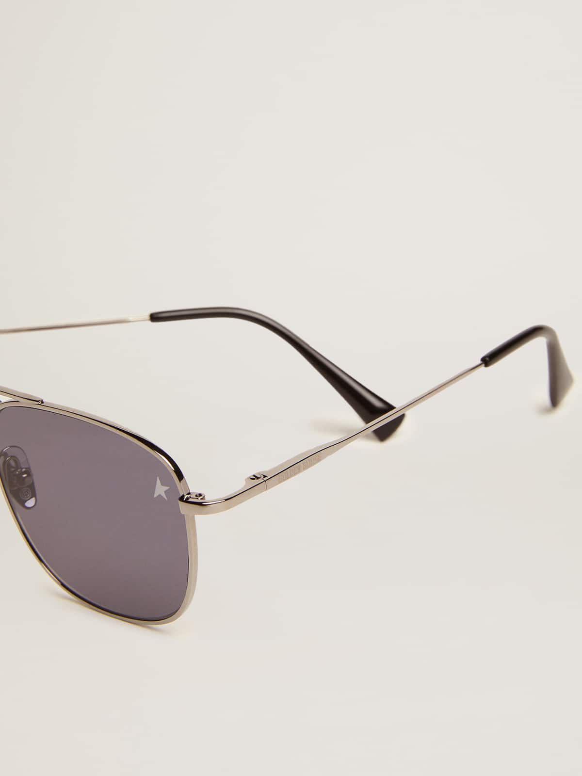 Roger aviator sunglasses with black frame and black lenses - Golden Goose Women|Men