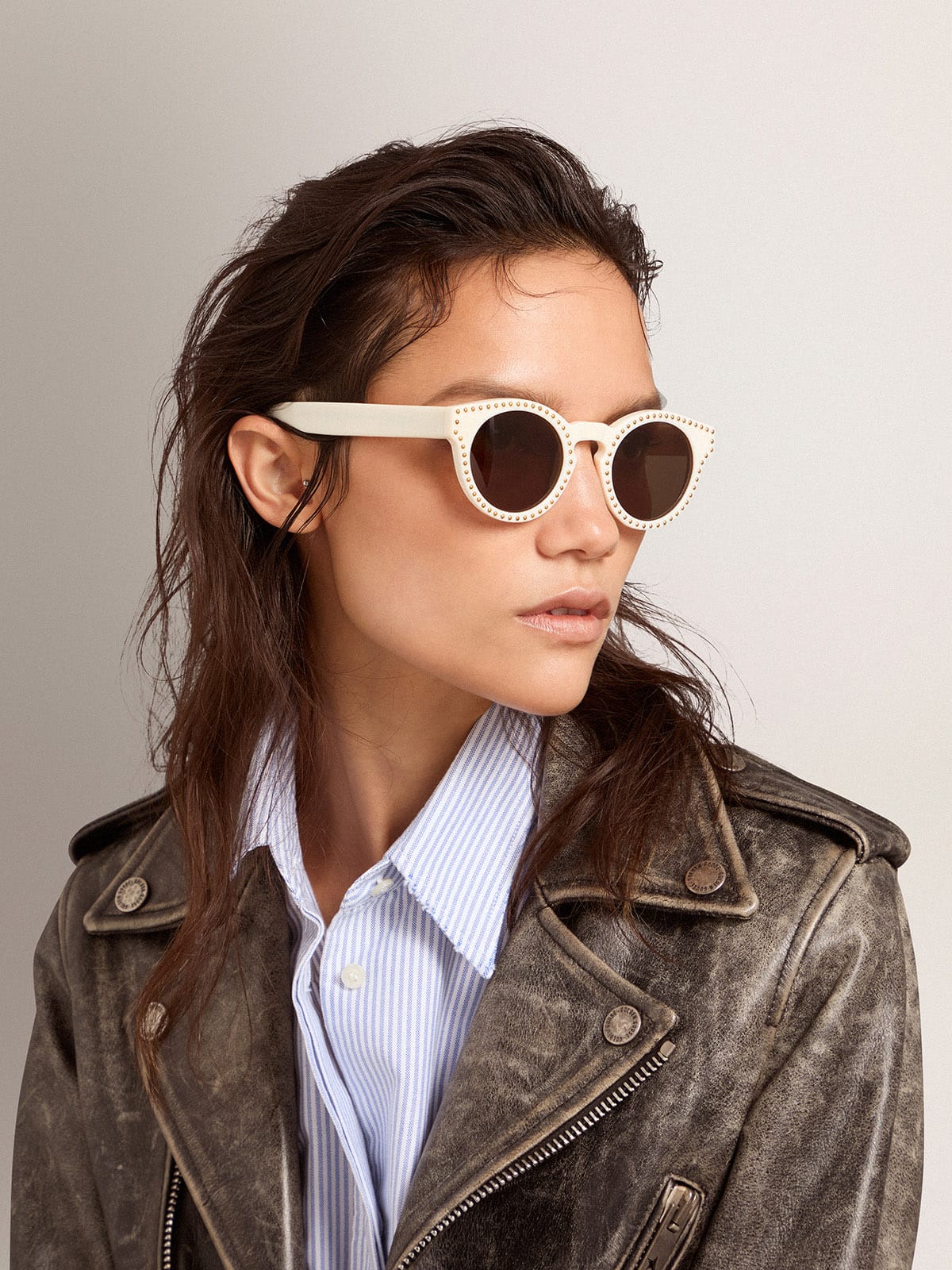 Sunglasses Panthos model with white frame and gold studs - Golden Goose Women|Men