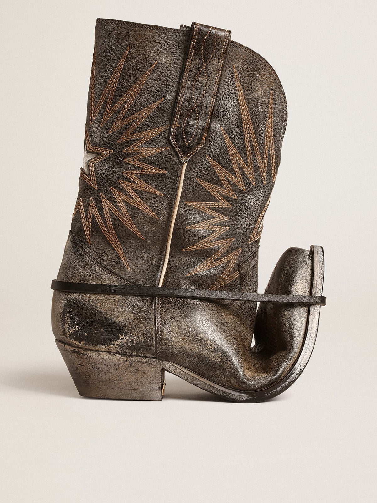 Women’s low Wish Star boots in black leather with silver star - Golden Goose Women