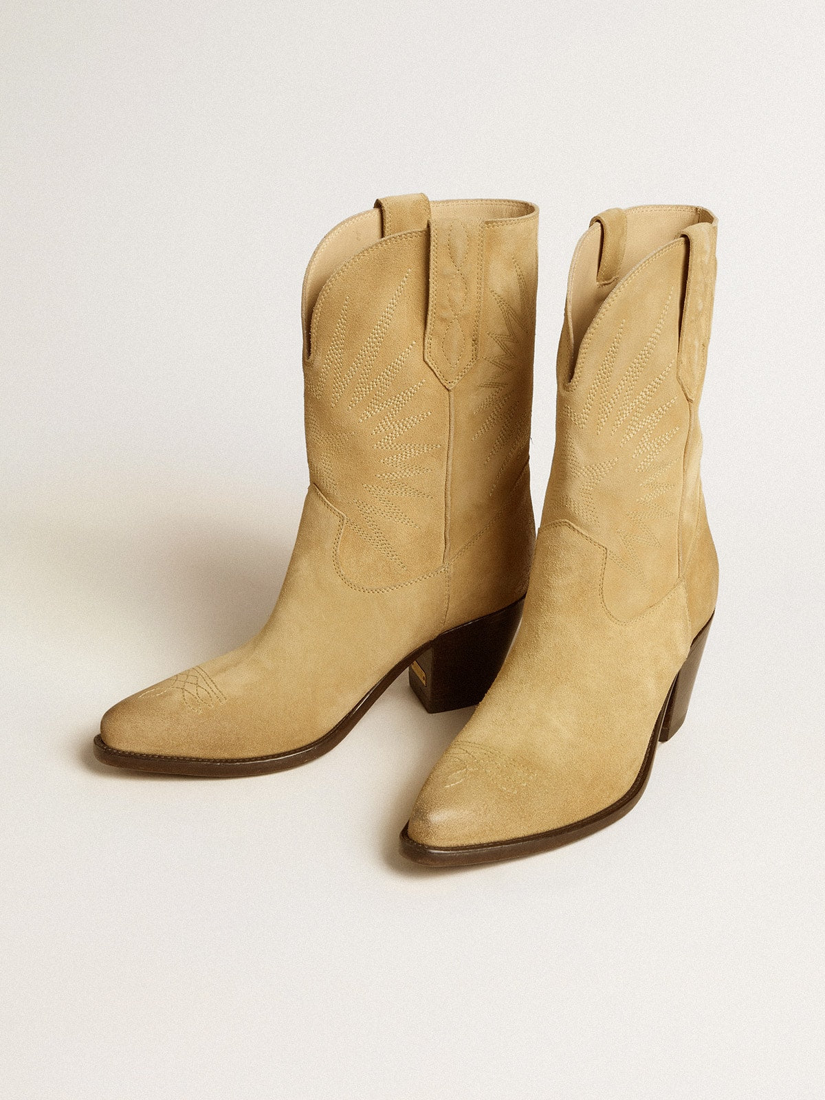 Wish Star low boots in sand-colored waxed suede with star embroidery - Golden Goose Women