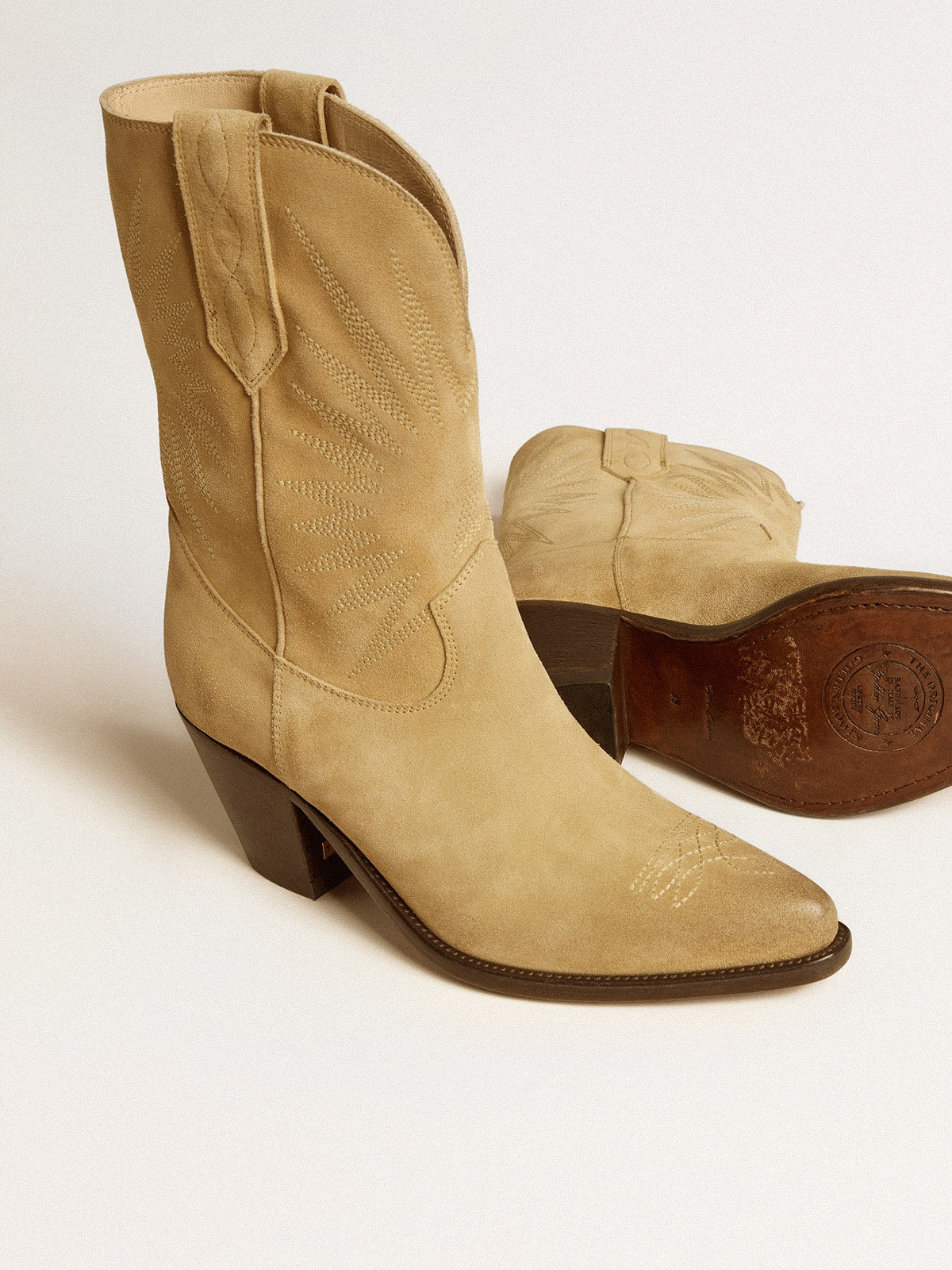 Wish Star low boots in sand-colored waxed suede with star embroidery - Golden Goose Women