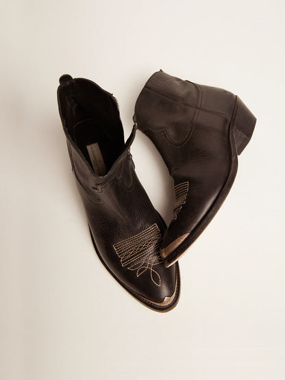 Young ankle boots in black leather with sand-colored embroidery - Golden Goose Women