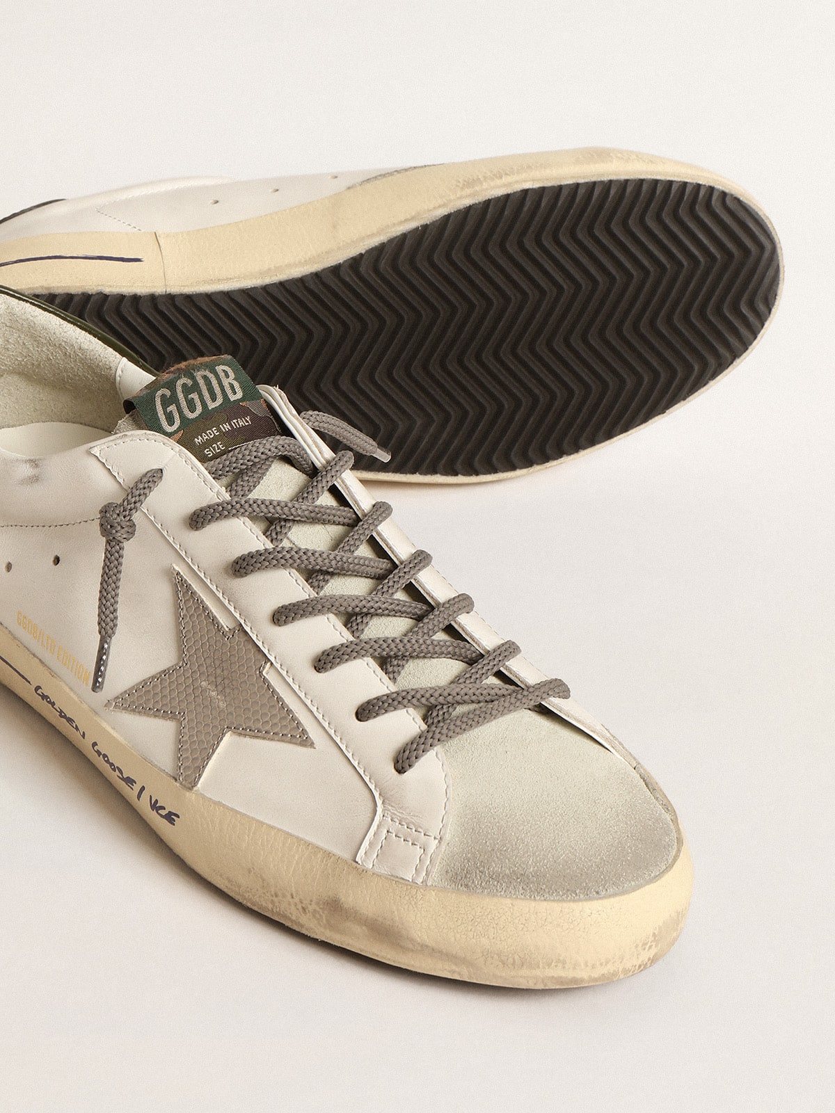 Super-Star  with croc-print star and green heel tab - Golden Goose Men