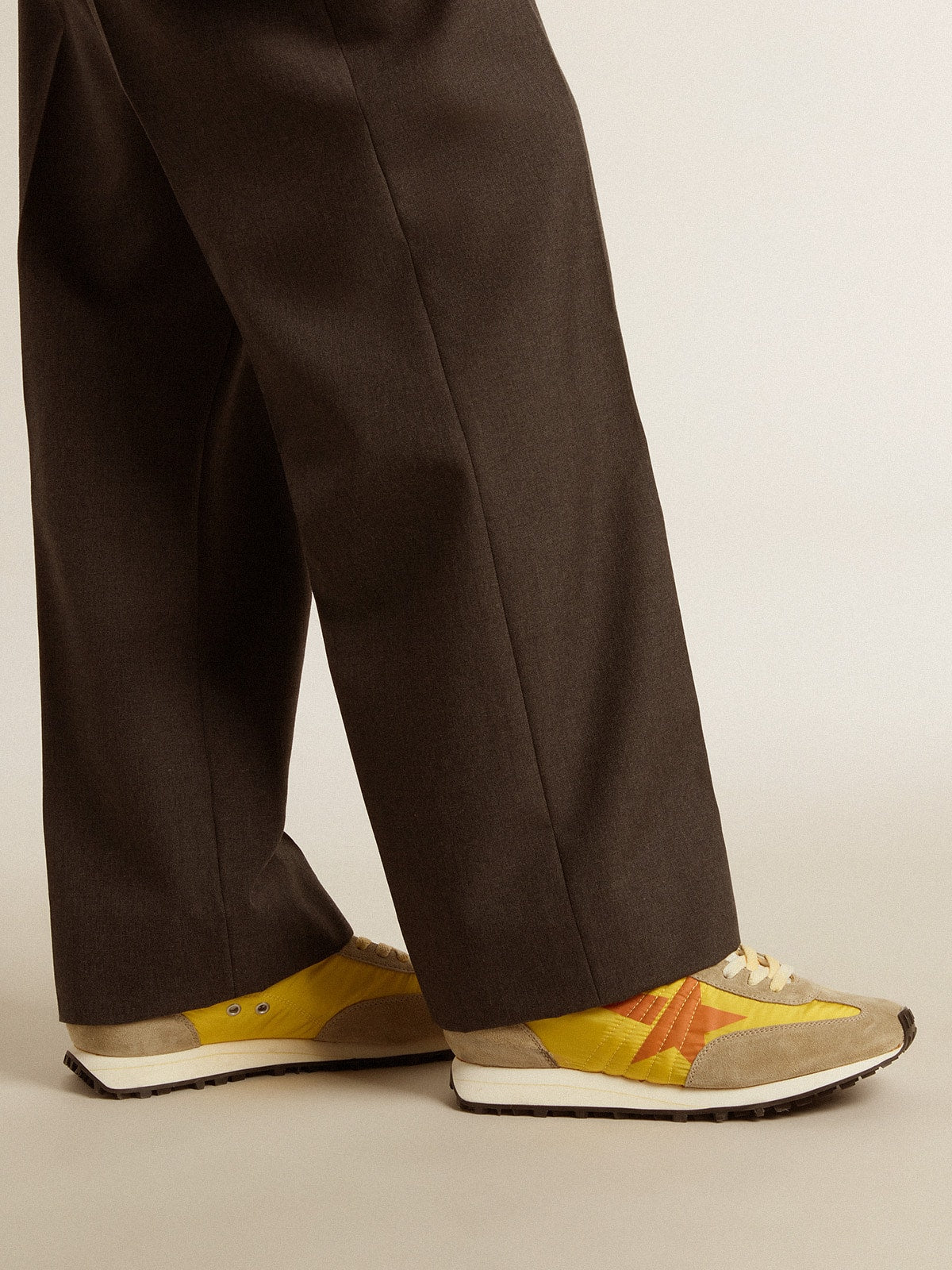 Men’s Marathon with yellow nylon upper and orange star - Golden Goose Men