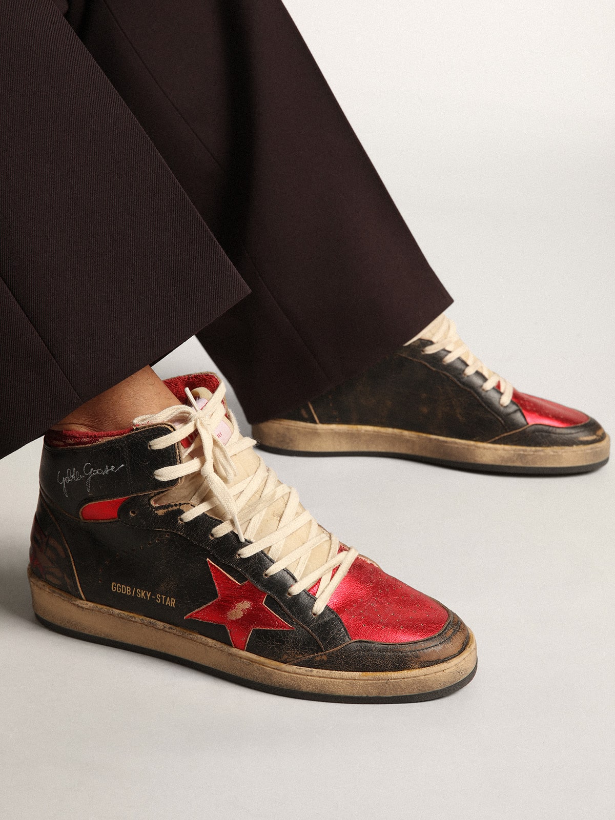 Men's Sky-Star in glossy black leather with red star - Golden Goose Men
