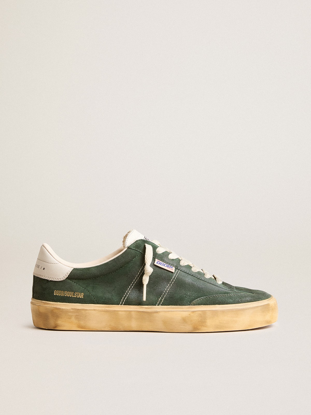 Soul Star in green suede with milk-white leather heel tab - Golden Goose Men