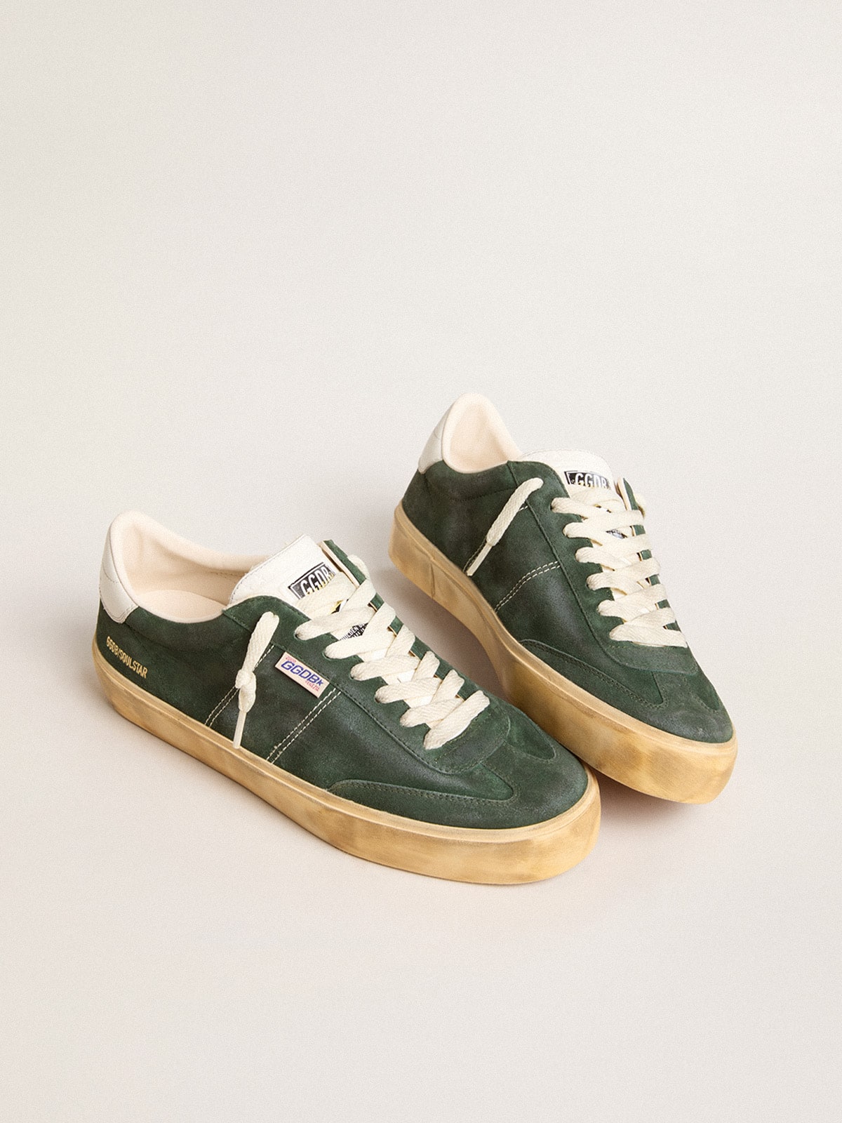 Soul Star in green suede with milk-white leather heel tab - Golden Goose Men