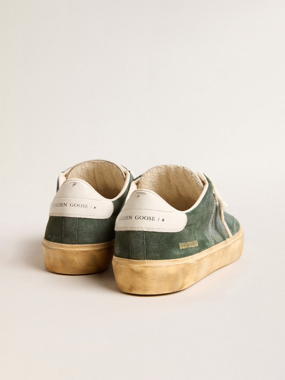 Soul Star in green suede with milk-white leather heel tab - Golden Goose Men