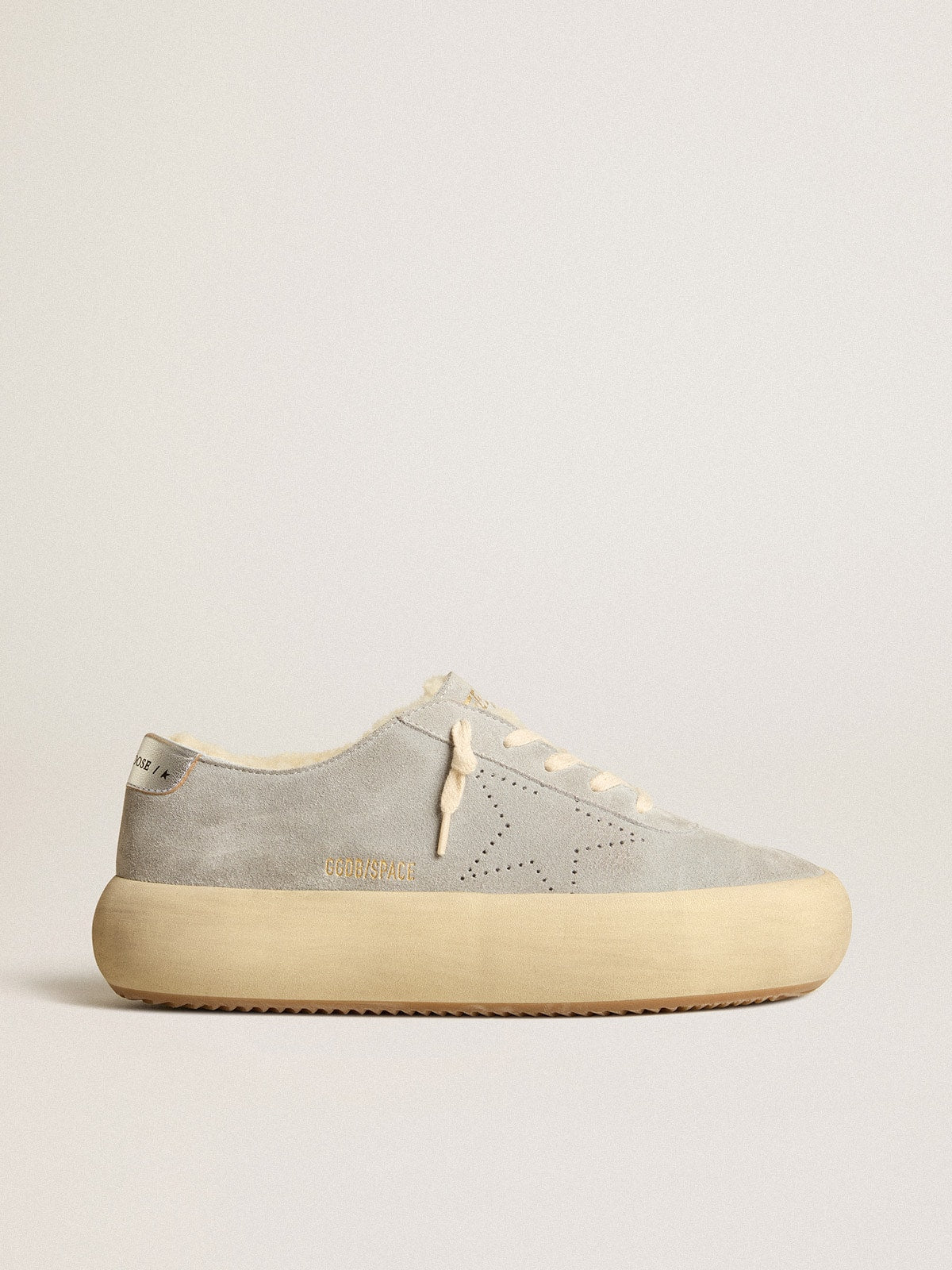 Men’s Space-Star shoes in ice-gray suede with shearling lining - Golden Goose Men