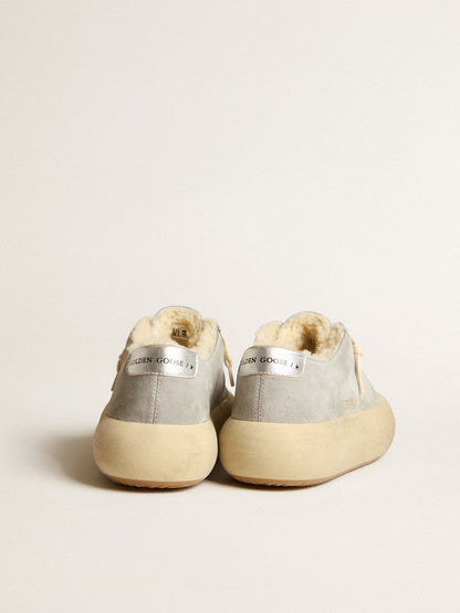 Men’s Space-Star shoes in ice-gray suede with shearling lining - Golden Goose Men