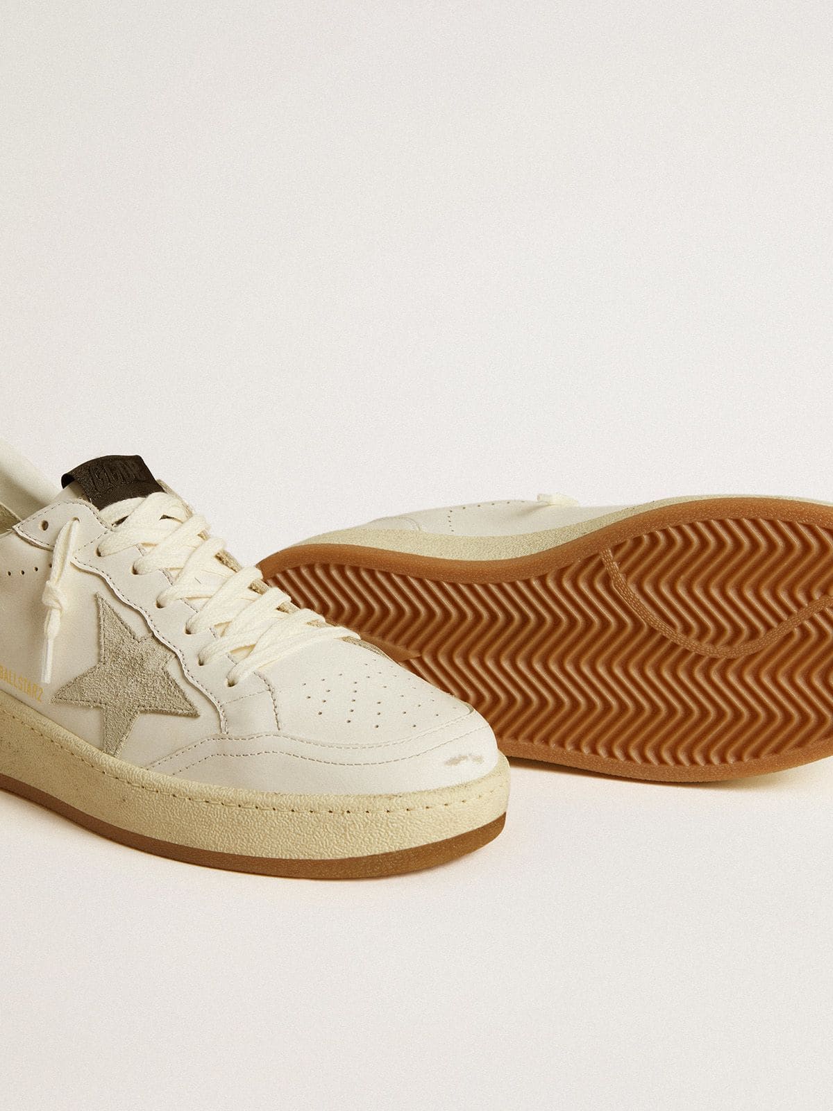 Ball Star with ice-gray suede star and glossy black leather heel tab - Golden Goose Men