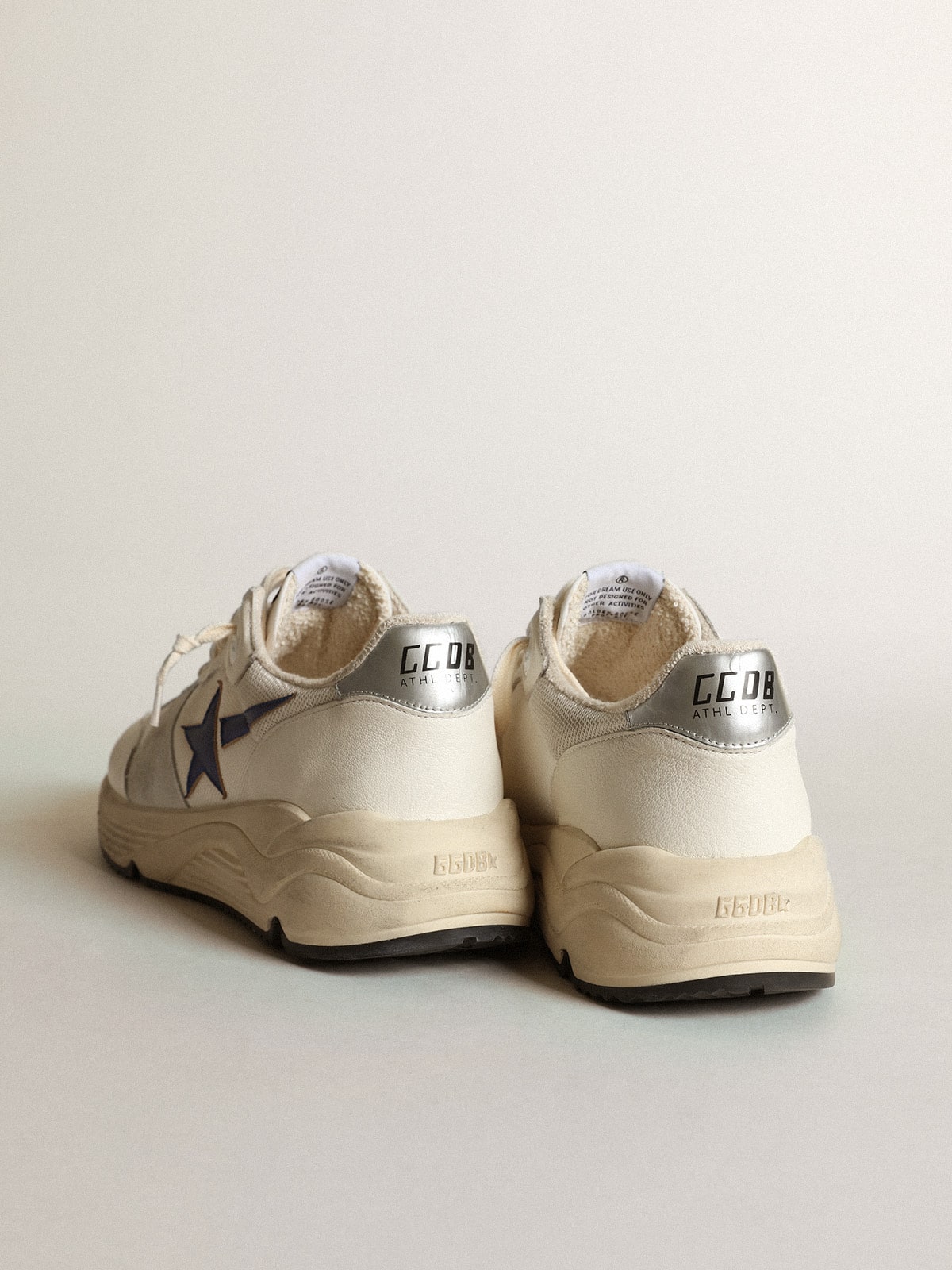 Running Sole in white leather and mesh with blue laminated leather star - Golden Goose Men