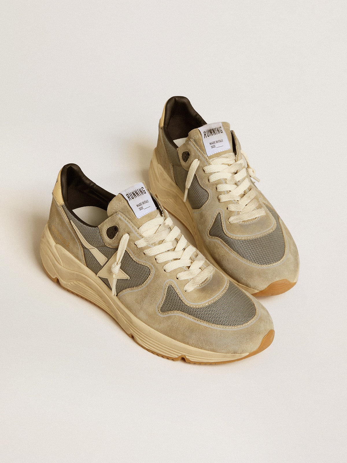 Running Sole in gray suede with white star and white heel tab - Golden Goose Men
