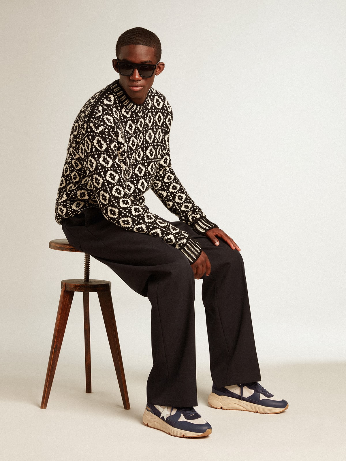 Running Sole in cream mesh and blue leather with a white leather star - Golden Goose Men