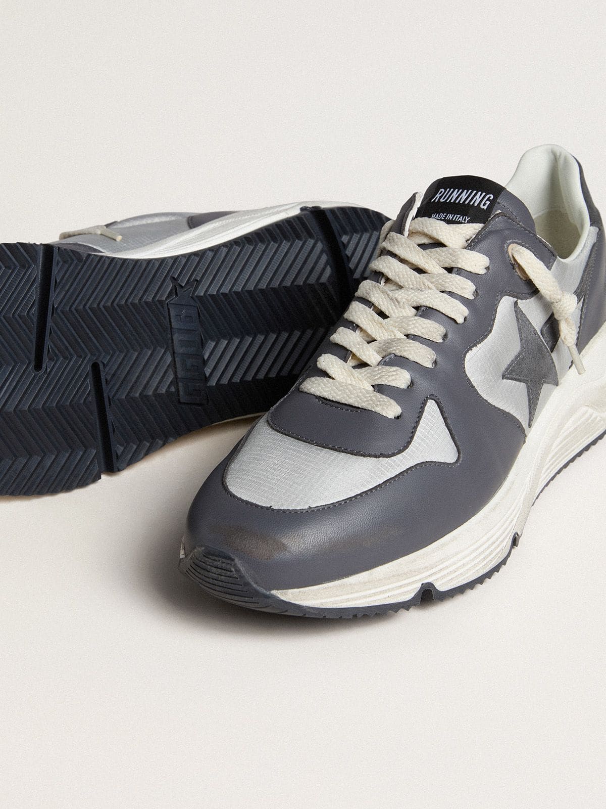 Men’s Running Sole in gray nylon and black nappa leather with a black suede star - Golden Goose Men