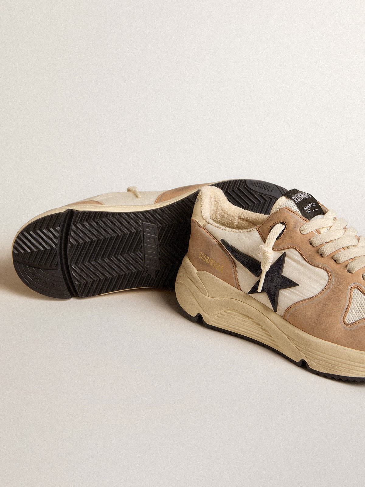Running Sole in nylon and nubuck with dark blue suede star - Golden Goose Men