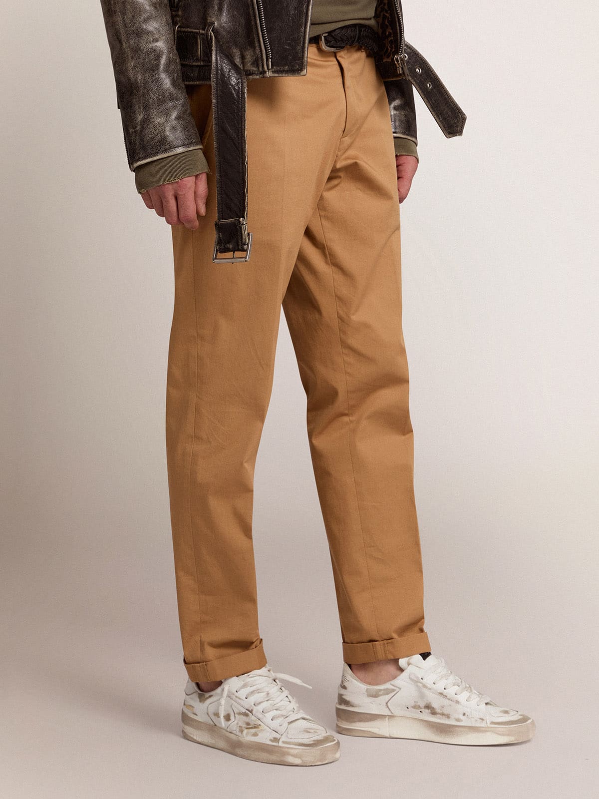Stardan in white leather with white leather star and heel tab - Golden Goose Men