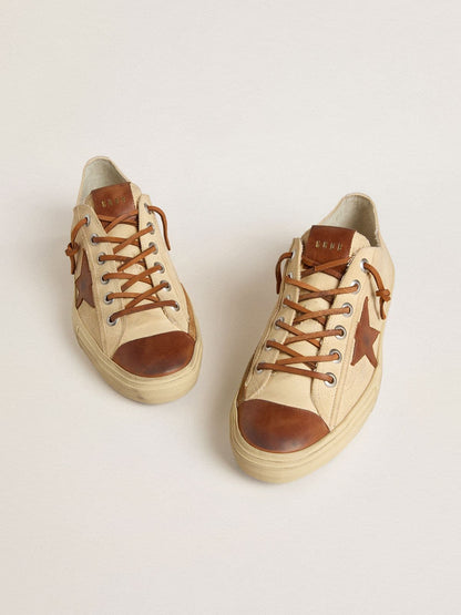 Men's V-Star in cream canvas with tobacco leather star - Golden Goose Men
