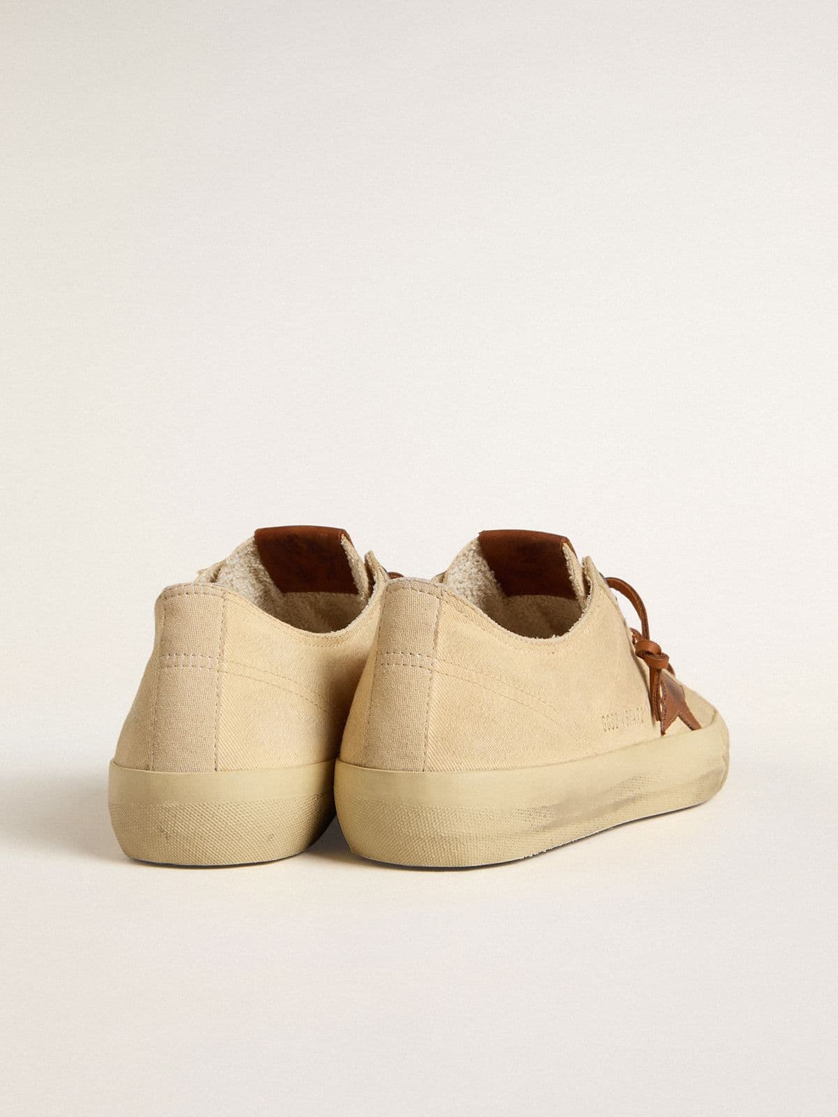 Men's V-Star in cream canvas with tobacco leather star - Golden Goose Men