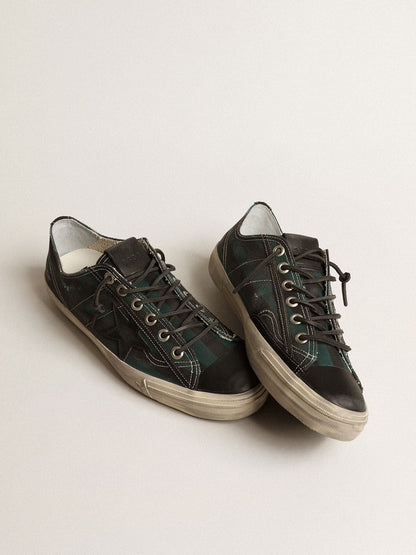 Men's V-Star in black and green striped canvas with black leather star and toe - Golden Goose Men