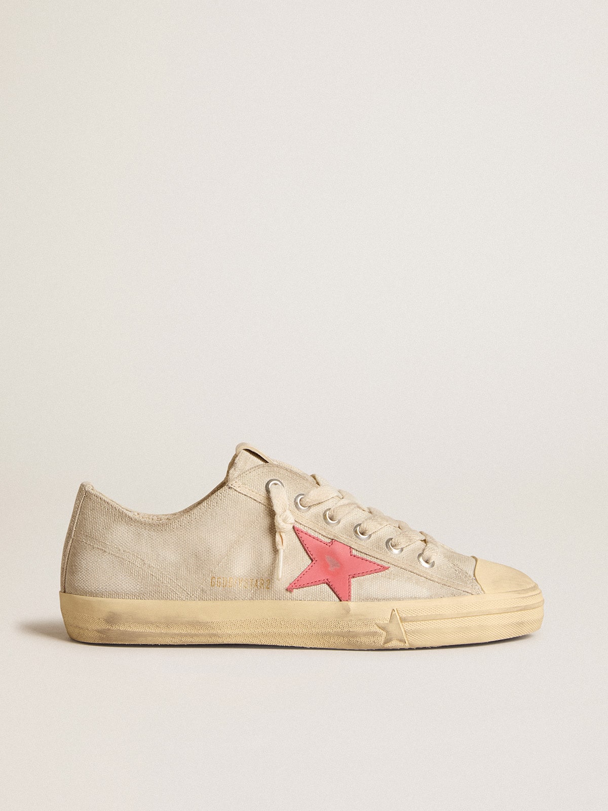 Men's V-Star in light gray canvas with a red leather star - Golden Goose Men