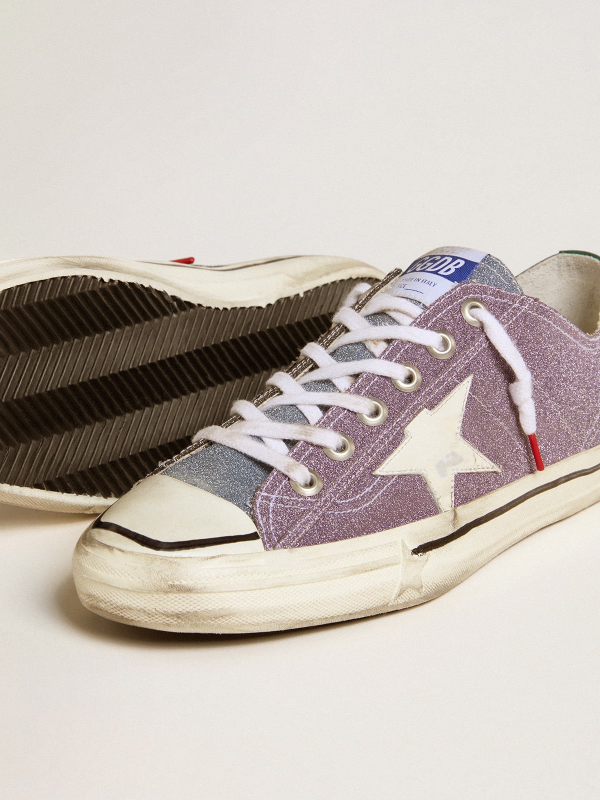 Men’s V-Star LAB in lilac leather and glitter with white star and silver glitter tongue - Golden Goose Men