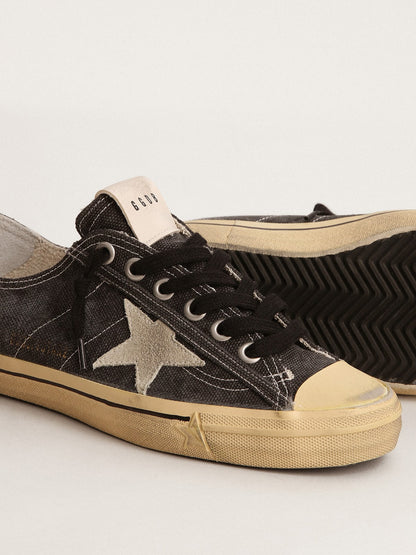 Men's V-Star  in black canvas with ice-gray star and heel - Golden Goose Men