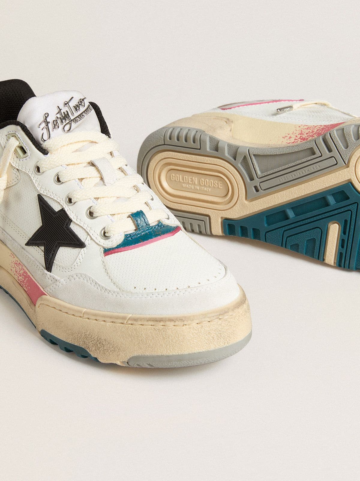 Men's Forty2 with black star and silver foiled leather heel tab - Golden Goose Men