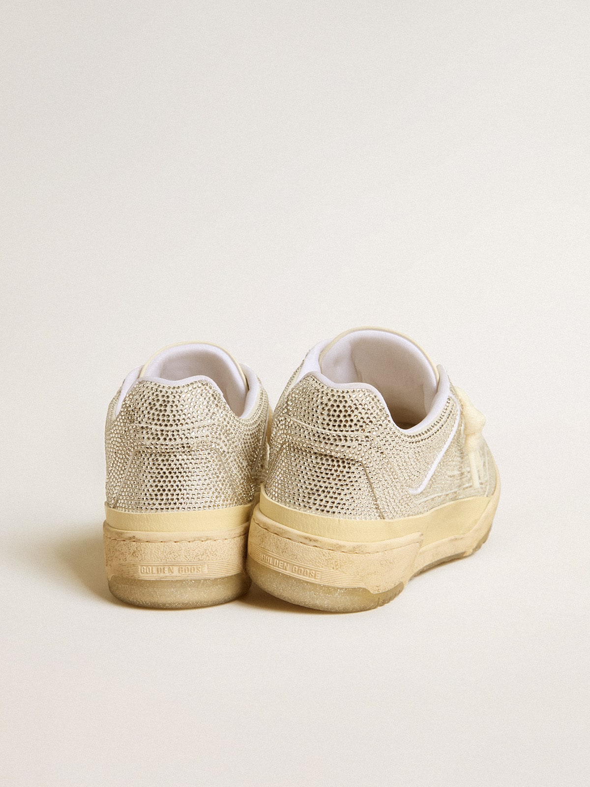 Forty2 in white leather and Swarovski crystals with white TPU star - Golden Goose Men