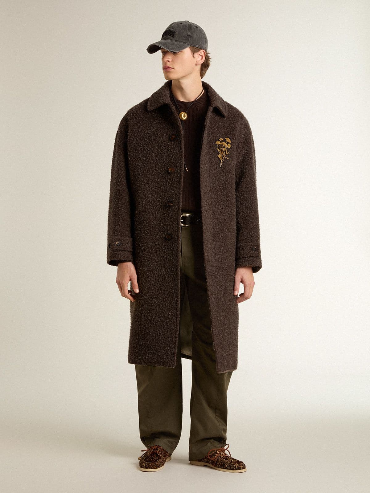 Men's single-breasted Journey coat in wrinkle wool blend with floral pin - Golden Goose Men