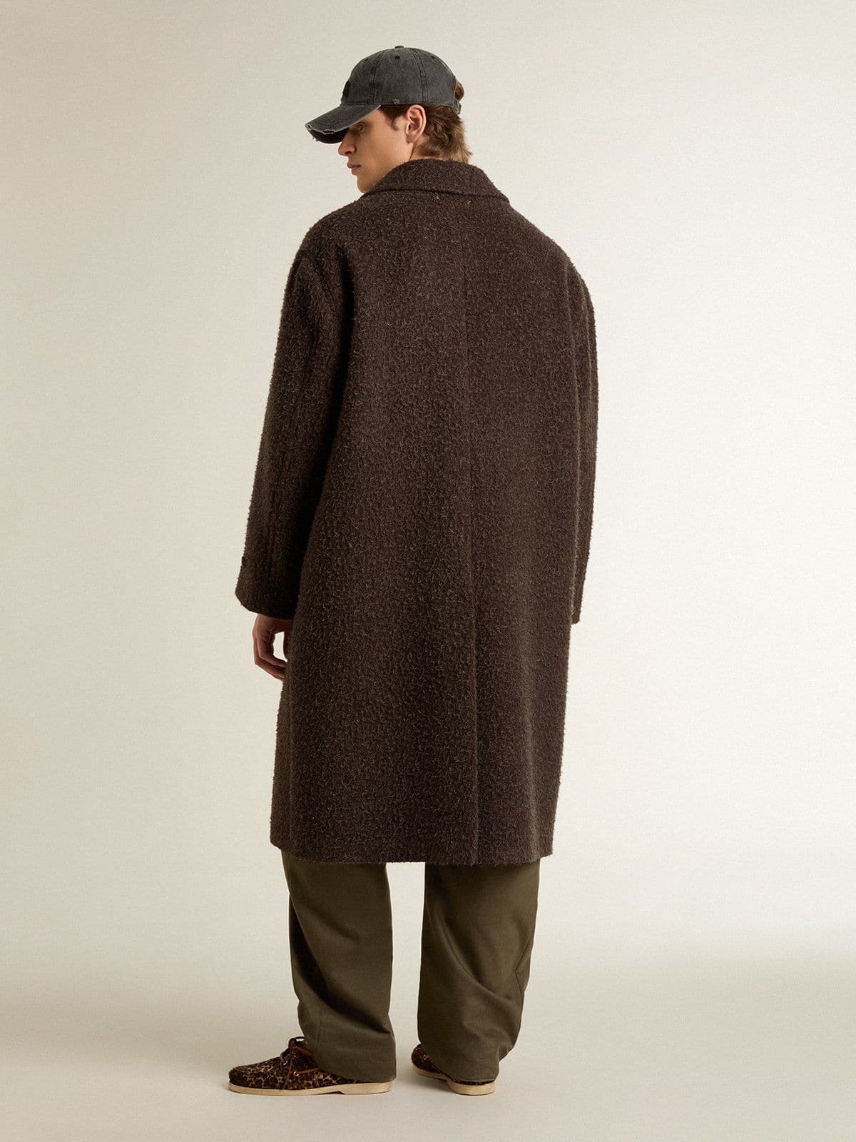 Men's single-breasted Journey coat in wrinkle wool blend with floral pin - Golden Goose Men