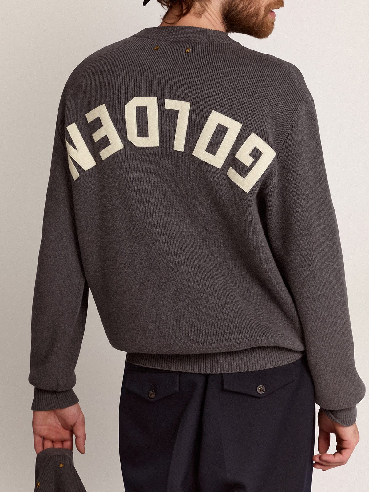Men's round-neck sweater in dark gray cotton with logo on the back - Golden Goose Men