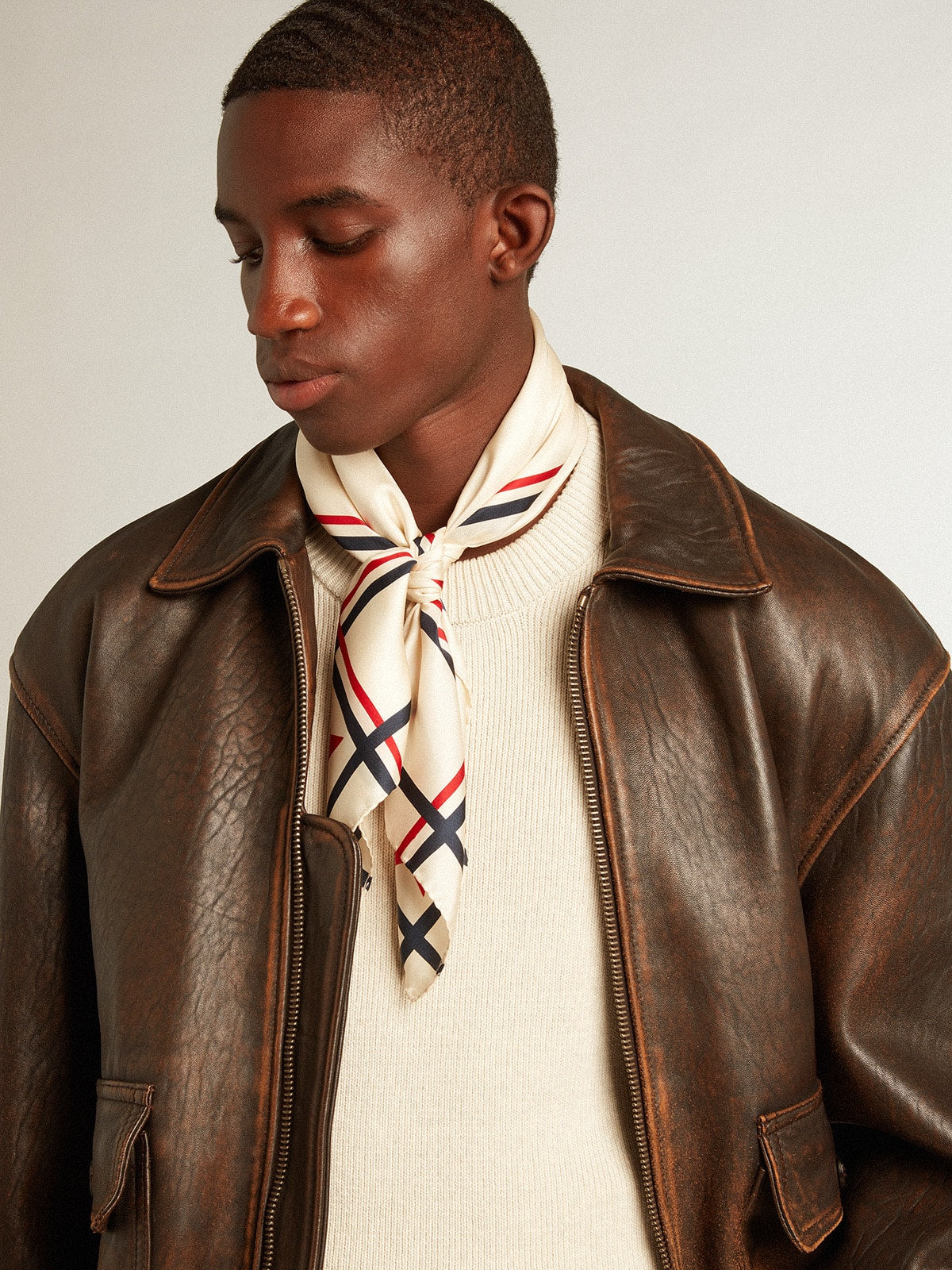 Men’s round-neck sweater in panama-colored cotton with logo on the back - Golden Goose Men