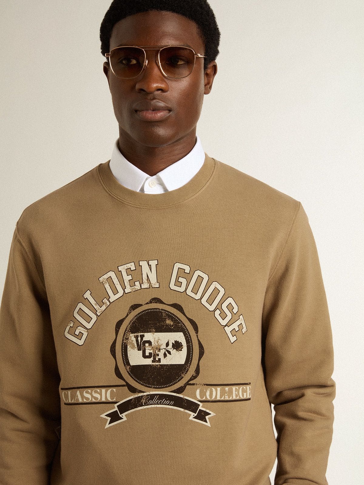 Men's beige cotton sweatshirt with print on the front - Golden Goose Men