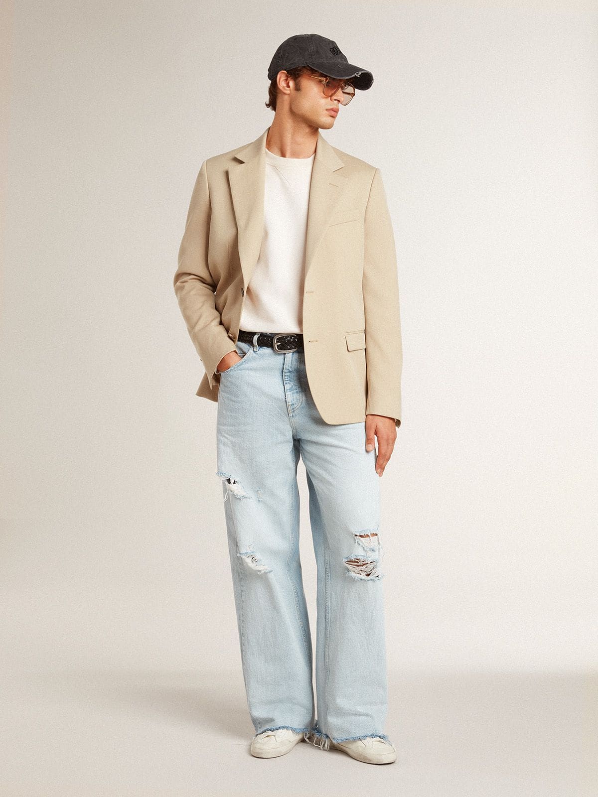 Men's sweatshirt in worn white with print - Golden Goose Men